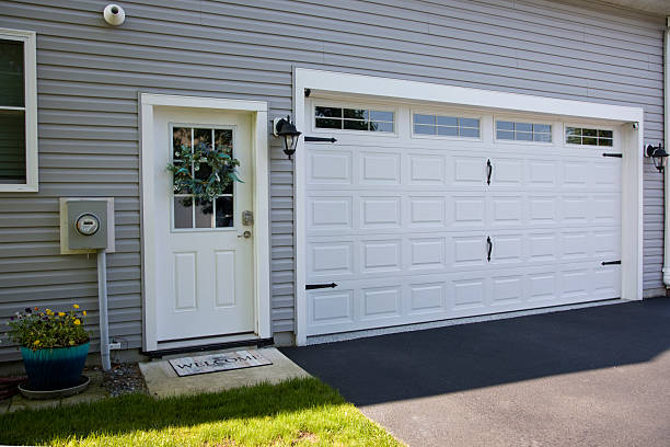 24/7 Emergency Garage Door Panel Replacement experts in Russellville, KY